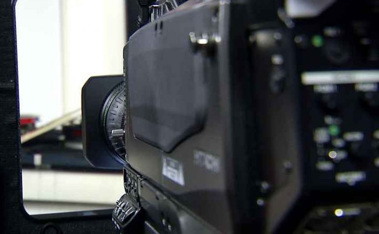 FILM TAX CREDIT BILLS COULD BRING FILMMAKERS TO MN